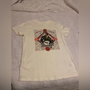 Women's medium casual tee